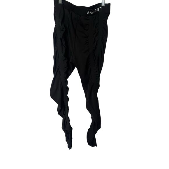 SOLD:Skinnify Women's XXL Black Pants High Rise - Picture 1 of 4